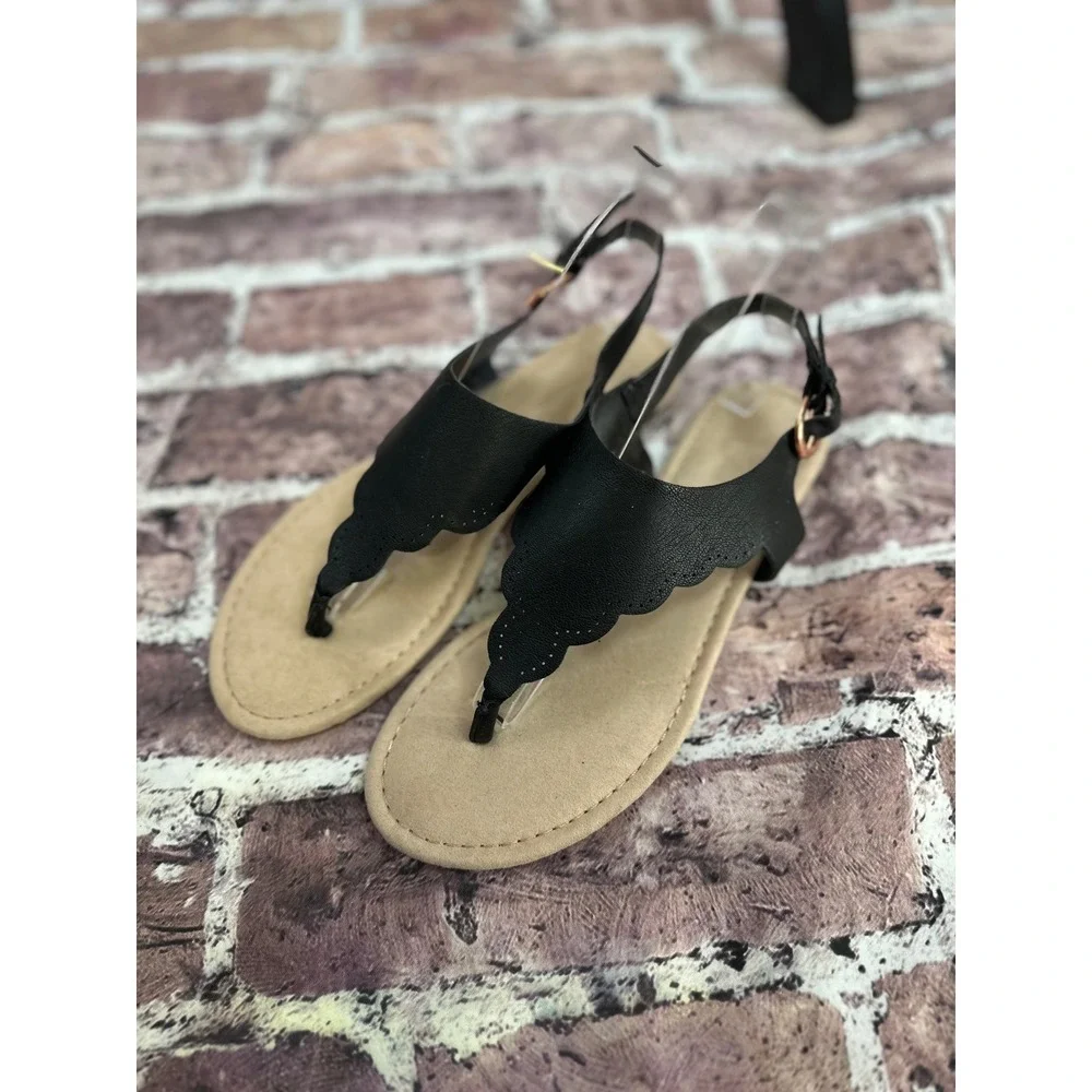 LC Lauren Conrad Camille Black Scalloped Thong Slingback Sandals Women's M 7/8